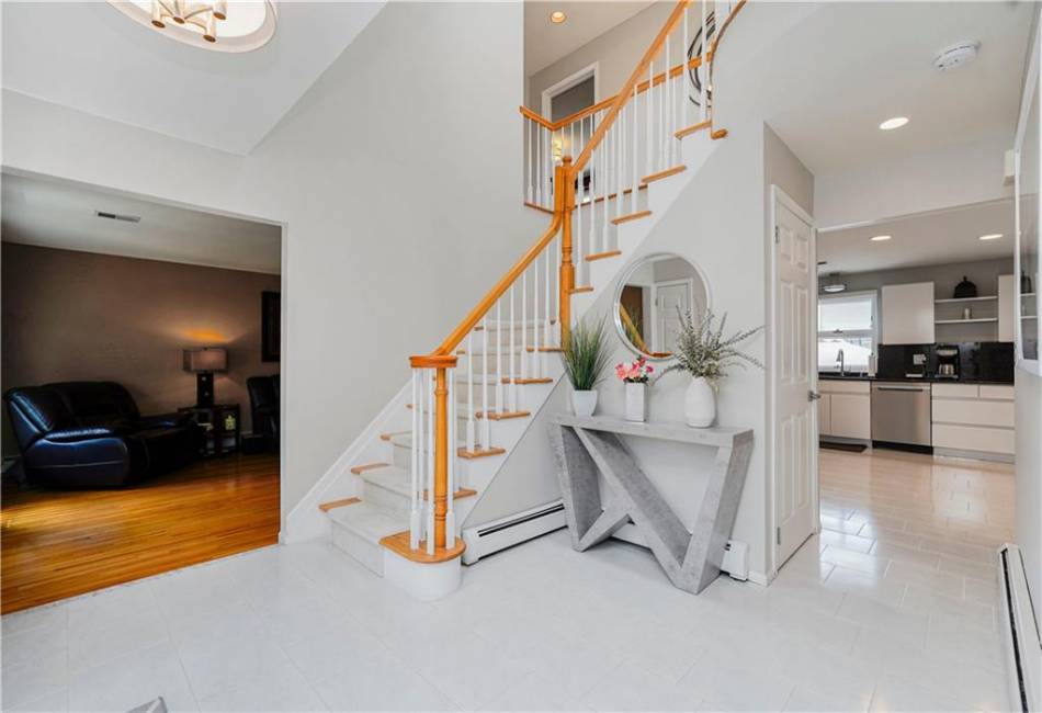 723 Ionia Avenue, Staten Island, New York 10312, 4 Bedrooms Bedrooms, ,3 BathroomsBathrooms,Residential,For Sale,Ionia,492783