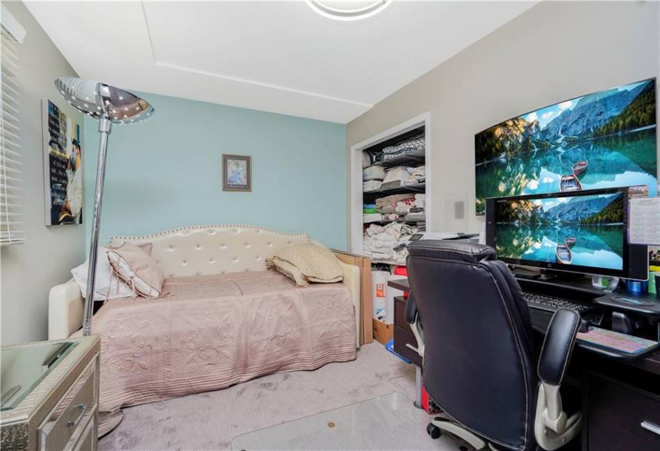 53 Hanover Avenue, Staten Island, New York 10309, 5 Bedrooms Bedrooms, ,4 BathroomsBathrooms,Residential,For Sale,Hanover,492835