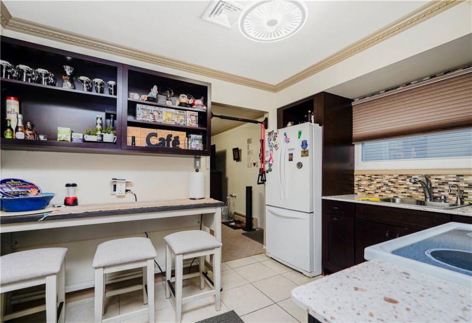 53 Hanover Avenue, Staten Island, New York 10309, 5 Bedrooms Bedrooms, ,4 BathroomsBathrooms,Residential,For Sale,Hanover,492835