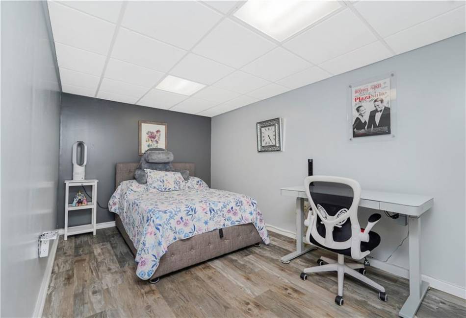 53 Hanover Avenue, Staten Island, New York 10309, 5 Bedrooms Bedrooms, ,4 BathroomsBathrooms,Residential,For Sale,Hanover,492835