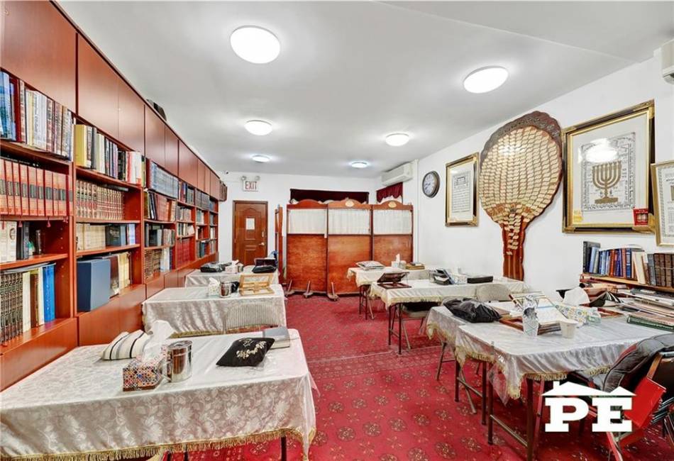1201 10th Street, Brooklyn, New York 11230, 5 Bedrooms Bedrooms, ,4 BathroomsBathrooms,Residential,For Sale,10th,492836