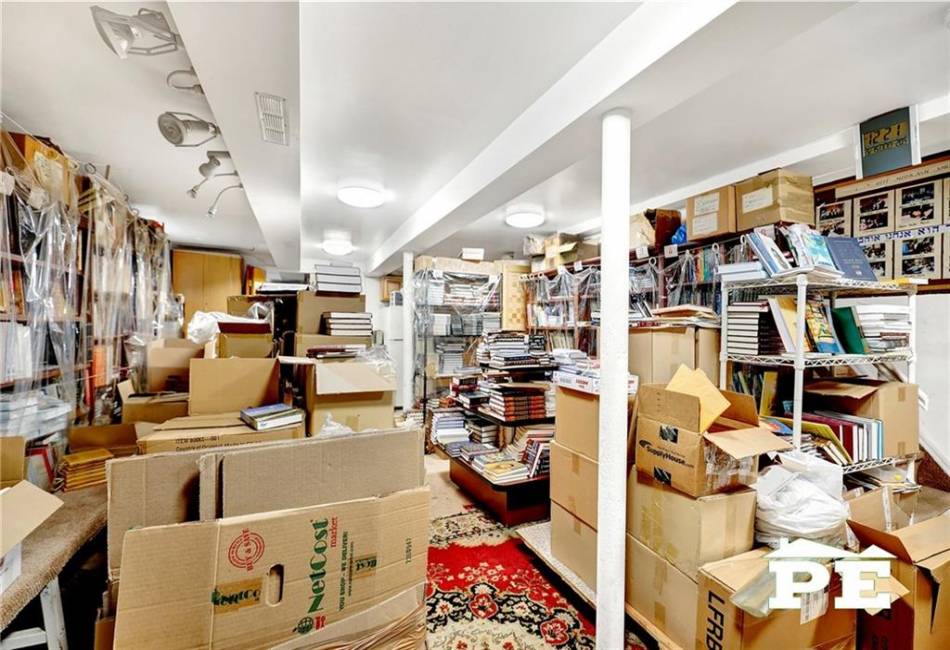 1201 10th Street, Brooklyn, New York 11230, 5 Bedrooms Bedrooms, ,4 BathroomsBathrooms,Residential,For Sale,10th,492836