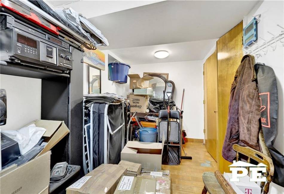 1201 10th Street, Brooklyn, New York 11230, 5 Bedrooms Bedrooms, ,4 BathroomsBathrooms,Residential,For Sale,10th,492836