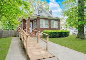 751 Jewett Avenue, Staten Island, New York 103014, 4 Bedrooms Bedrooms, ,3 BathroomsBathrooms,Residential,For Sale,Jewett,492868