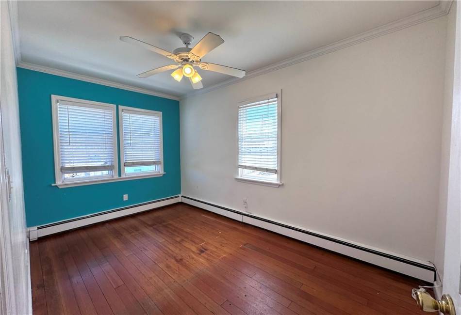 314 Beach 101st Street, Rockaway Park, New York 11694, 3 Bedrooms Bedrooms, ,1 BathroomBathrooms,Rental,For Sale,Beach 101st,492870