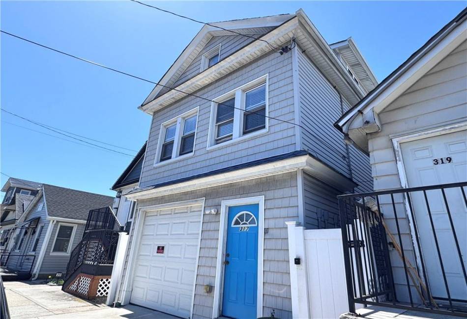 314 Beach 101st Street, Rockaway Park, New York 11694, 3 Bedrooms Bedrooms, ,1 BathroomBathrooms,Rental,For Sale,Beach 101st,492870