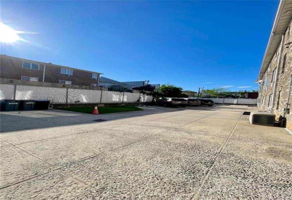 2536 1st Street, Brooklyn, New York 11223, 3 Bedrooms Bedrooms, ,2 BathroomsBathrooms,Residential,For Sale,1st,492872