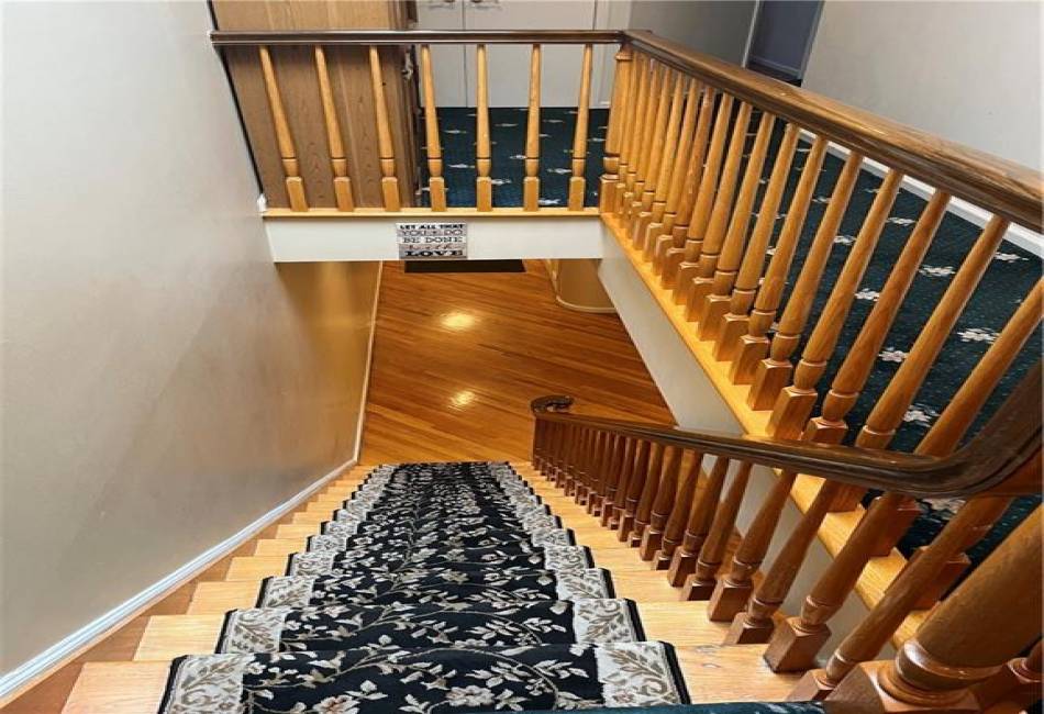 504 Avenue M, Brooklyn, New York 11230, 7 Bedrooms Bedrooms, ,6 BathroomsBathrooms,Residential,For Sale,Avenue M,492876