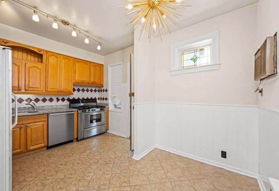 2117 East 38th Street, Brooklyn, New York 11234, 3 Bedrooms Bedrooms, ,2 BathroomsBathrooms,Residential,For Sale,East 38th Street,492879