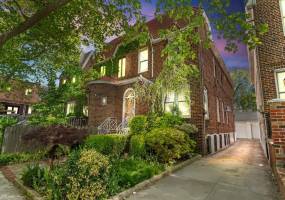 2117 East 38th Street, Brooklyn, New York 11234, 3 Bedrooms Bedrooms, ,2 BathroomsBathrooms,Residential,For Sale,East 38th Street,492879