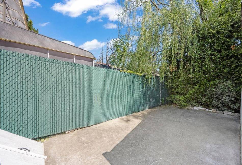 2117 East 38th Street, Brooklyn, New York 11234, 3 Bedrooms Bedrooms, ,2 BathroomsBathrooms,Residential,For Sale,East 38th Street,492879