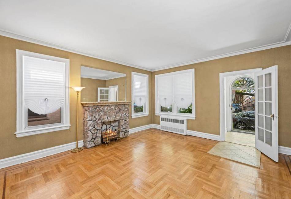 2117 East 38th Street, Brooklyn, New York 11234, 3 Bedrooms Bedrooms, ,2 BathroomsBathrooms,Residential,For Sale,East 38th Street,492879