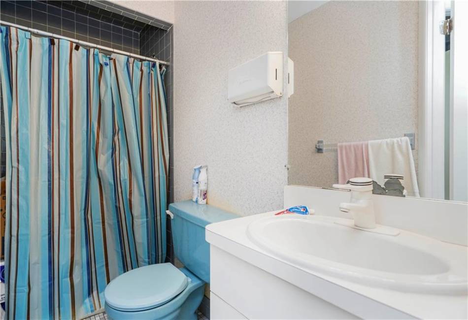 3377 Richmond Avenue, Brooklyn, New York 10312, ,Rental,For Sale,Richmond,489919