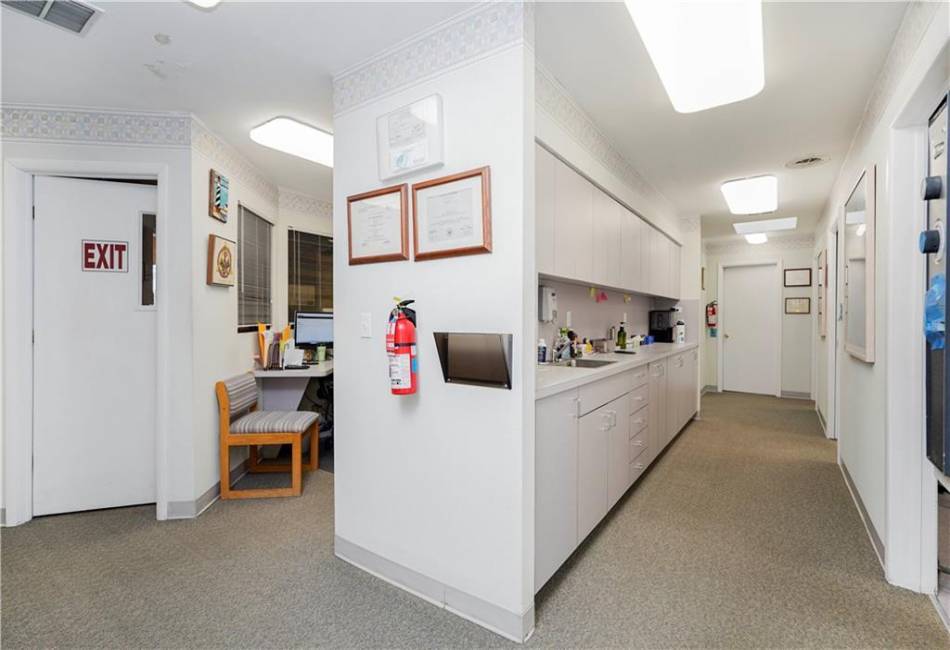 3377 Richmond Avenue, Brooklyn, New York 10312, ,Rental,For Sale,Richmond,489919