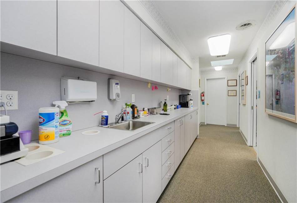 3377 Richmond Avenue, Brooklyn, New York 10312, ,Rental,For Sale,Richmond,489919