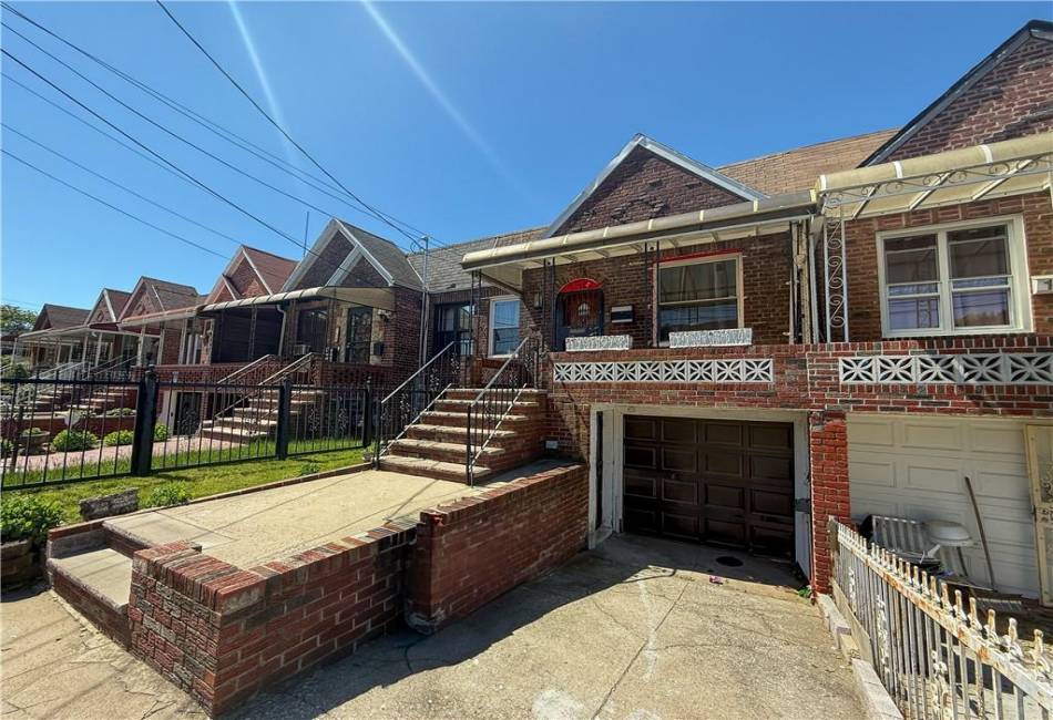 156 88th Street, Brooklyn, New York 11236, 4 Bedrooms Bedrooms, ,2 BathroomsBathrooms,Residential,For Sale,88th,492878