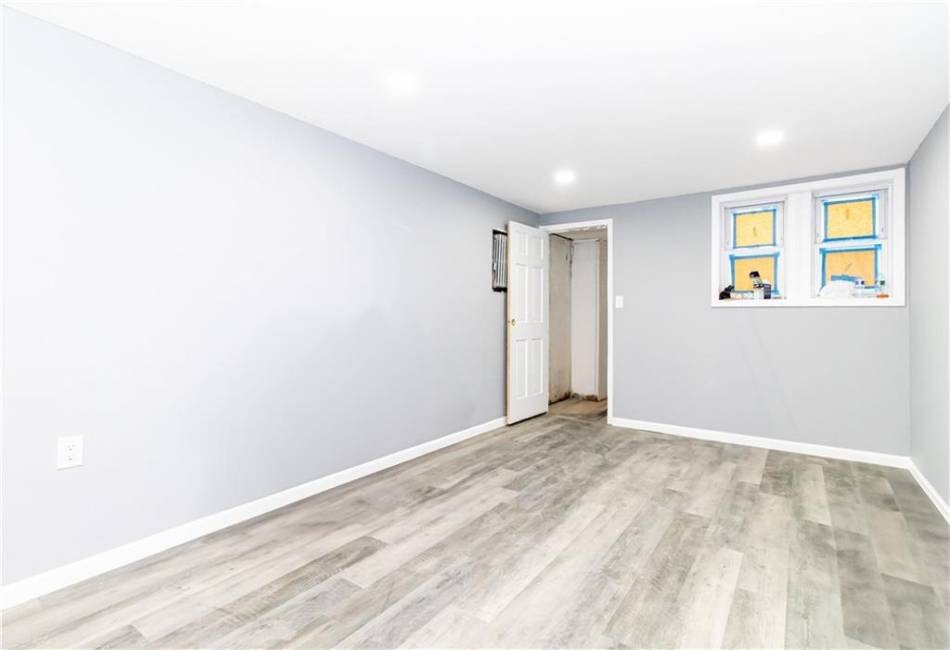 156 88th Street, Brooklyn, New York 11236, 4 Bedrooms Bedrooms, ,2 BathroomsBathrooms,Residential,For Sale,88th,492878