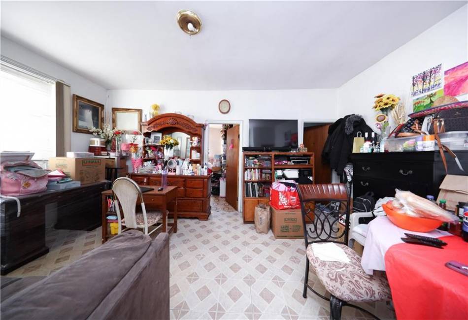 7225 New Utrecht Avenue, Brooklyn, New York 11228, ,Mixed Use,For Sale,New Utrecht,492885