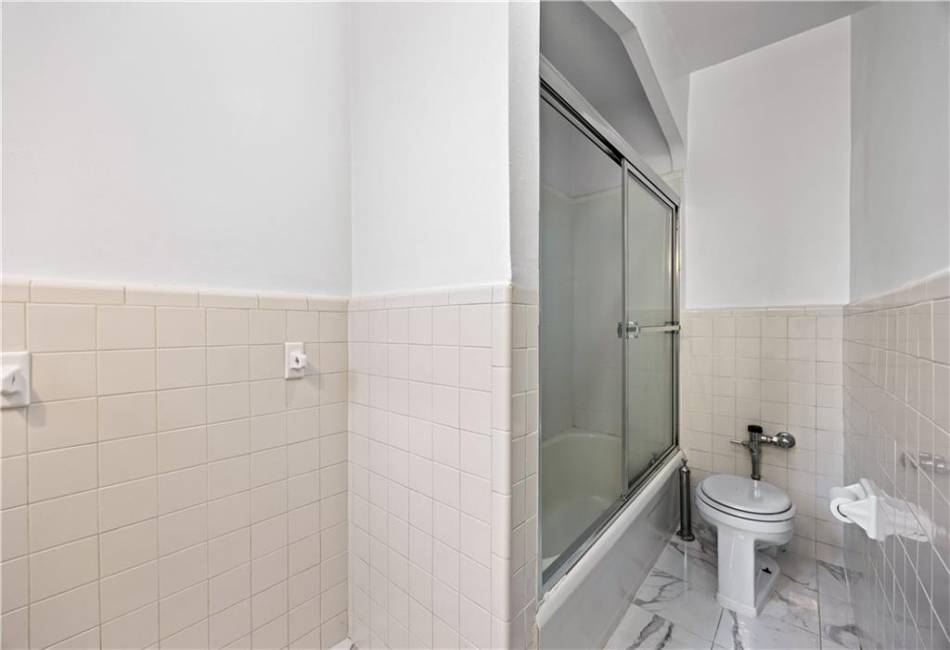 1680 Ocean Avenue, Brooklyn, New York 11230, ,1 BathroomBathrooms,Residential,For Sale,Ocean,492886