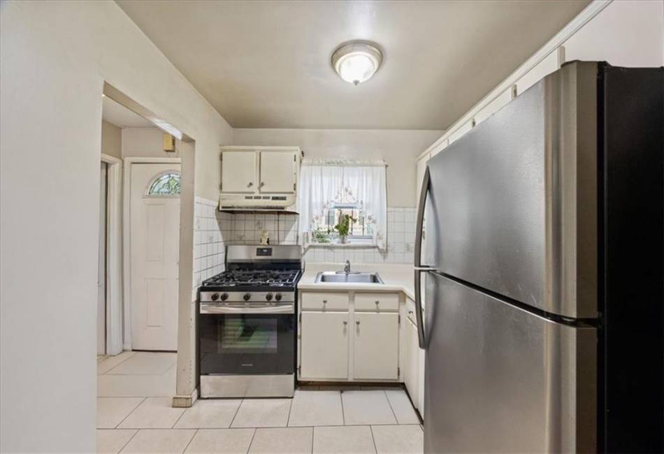 628 Thomas S Boyland Street, Brooklyn, New York 11212, 3 Bedrooms Bedrooms, ,2 BathroomsBathrooms,Residential,For Sale,Thomas S Boyland,492891