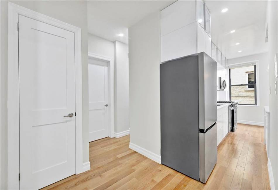 7101 Shore Road, Brooklyn, New York 11209, 1 Bedroom Bedrooms, ,1 BathroomBathrooms,Residential,For Sale,Shore,492894