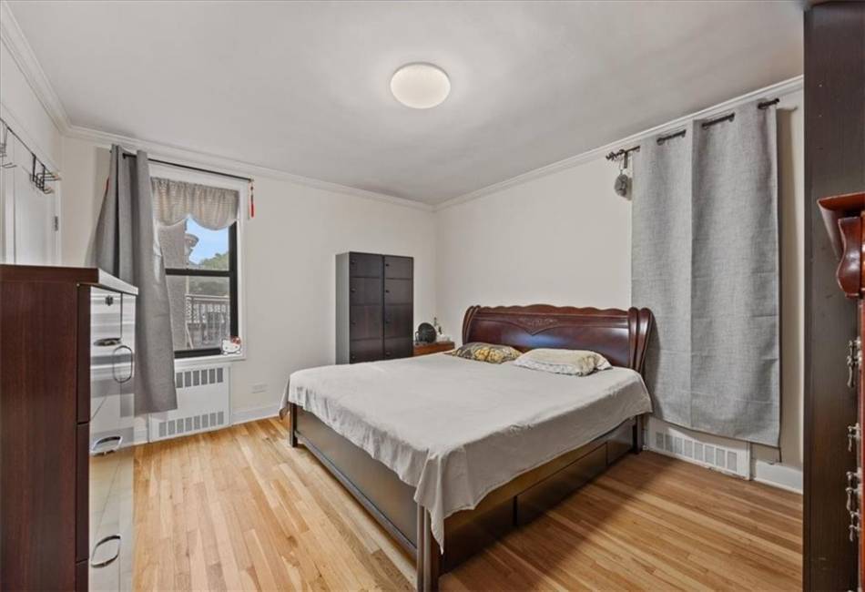 9040 Fort Hamilton Parkway, Brooklyn, New York 11209, 1 Bedroom Bedrooms, ,1 BathroomBathrooms,Residential,For Sale,Fort Hamilton,492896
