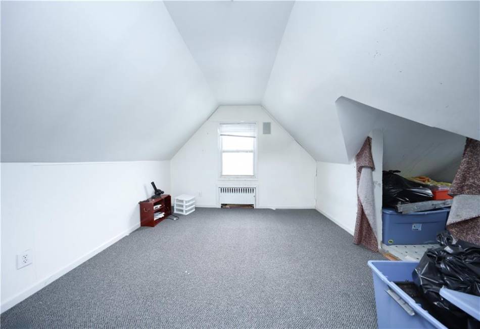 1905 Clove Road, Staten Island, New York 10304, 4 Bedrooms Bedrooms, ,3 BathroomsBathrooms,Residential,For Sale,Clove,492754