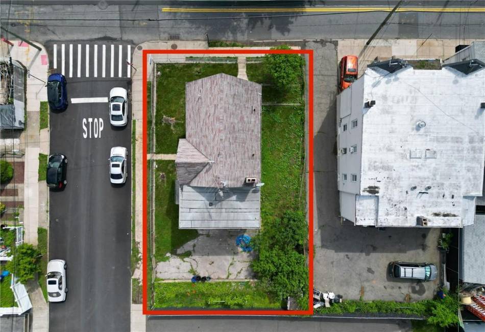 1905 Clove Road, Staten Island, New York 10304, 4 Bedrooms Bedrooms, ,3 BathroomsBathrooms,Residential,For Sale,Clove,492754