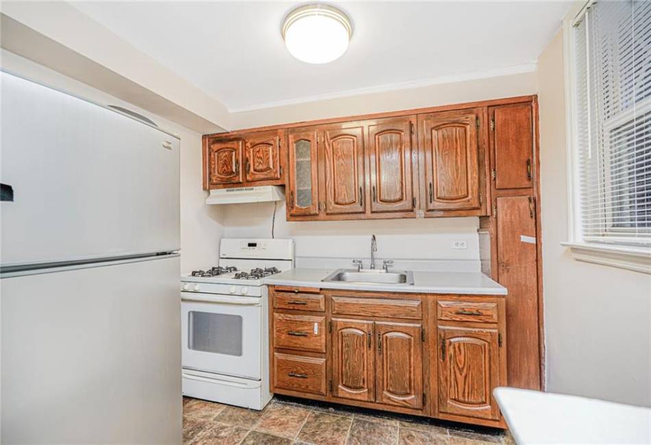 2182 36th Street, Brooklyn, New York 11234, 5 Bedrooms Bedrooms, ,Residential,For Sale,36th,492871
