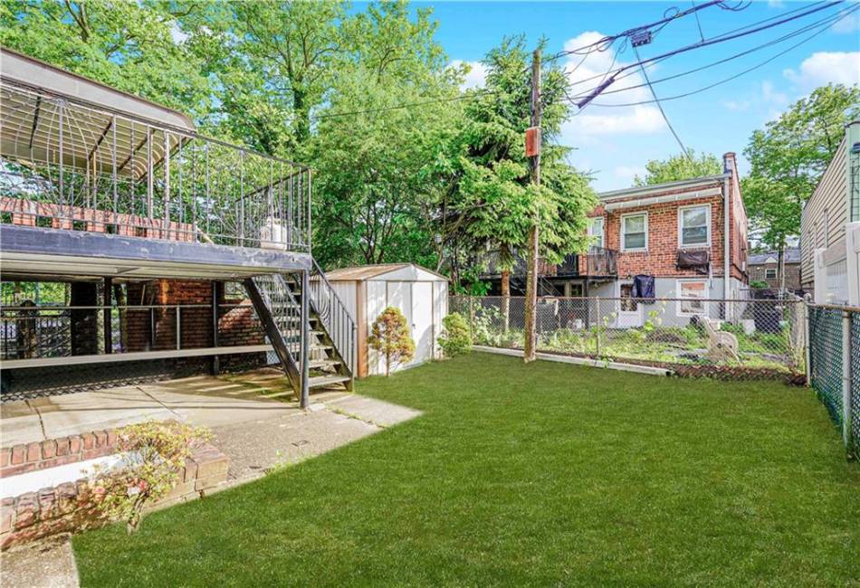 2182 36th Street, Brooklyn, New York 11234, 5 Bedrooms Bedrooms, ,Residential,For Sale,36th,492871