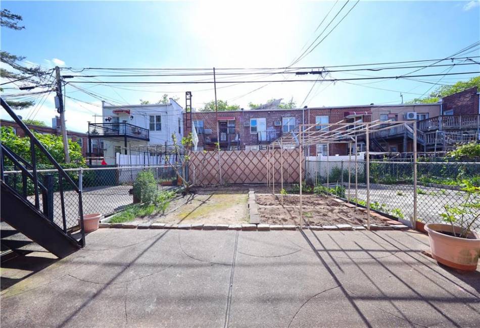 2366 29th Street, Brooklyn, New York 11229, 4 Bedrooms Bedrooms, ,2 BathroomsBathrooms,Residential,For Sale,29th,492881