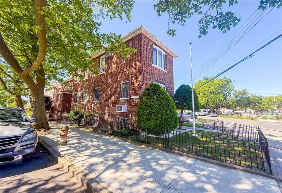 1540 45th Street, Brooklyn, New York 11234, 4 Bedrooms Bedrooms, ,3 BathroomsBathrooms,Residential,For Sale,45th,492888