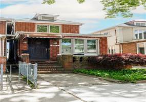 2077 22nd Street, Brooklyn, New York 11229, 3 Bedrooms Bedrooms, ,2 BathroomsBathrooms,Residential,For Sale,22nd,492892