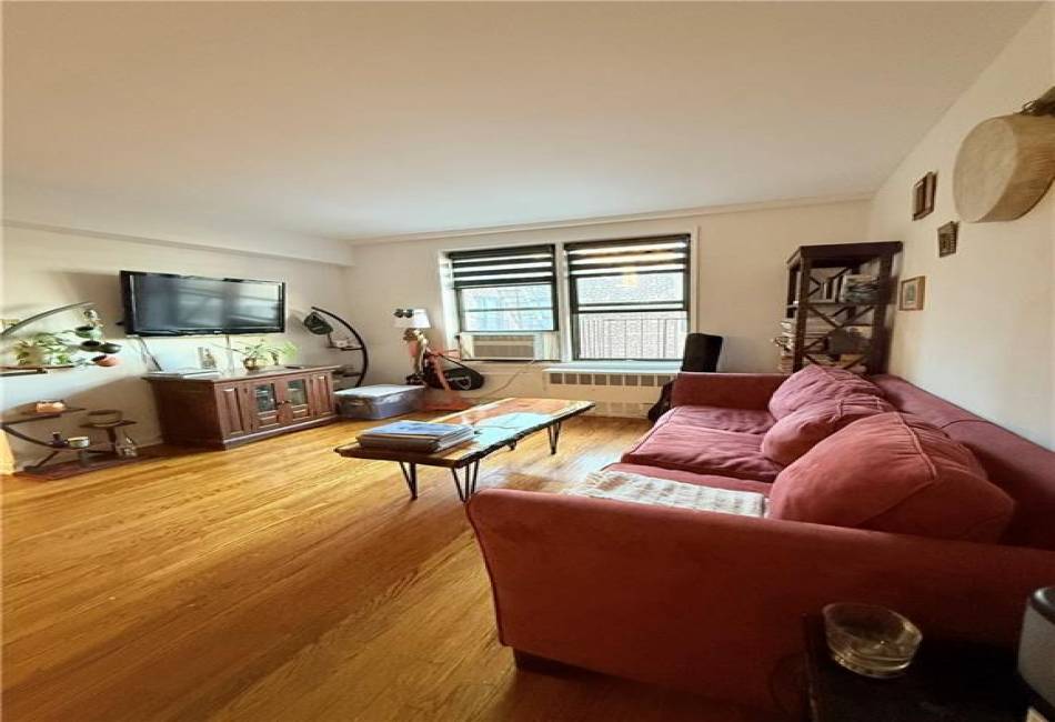 9511 Shore Road, Brooklyn, New York 11209, ,1 BathroomBathrooms,Residential,For Sale,Shore,492901