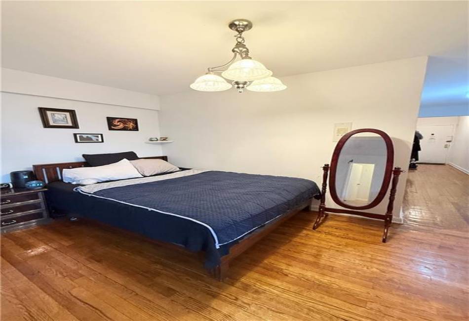 9511 Shore Road, Brooklyn, New York 11209, ,1 BathroomBathrooms,Residential,For Sale,Shore,492901