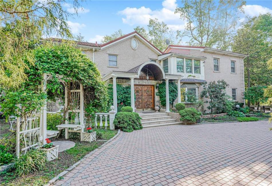 46 Buttonwood Road, Staten Island, New York 10304, 4 Bedrooms Bedrooms, ,5 BathroomsBathrooms,Residential,For Sale,Buttonwood,492903