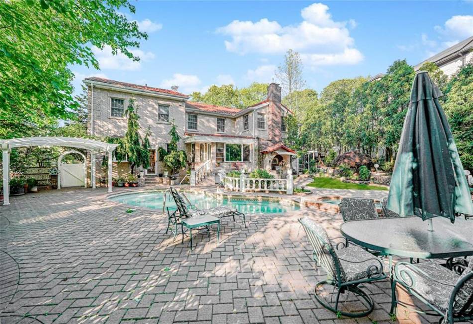 46 Buttonwood Road, Staten Island, New York 10304, 4 Bedrooms Bedrooms, ,5 BathroomsBathrooms,Residential,For Sale,Buttonwood,492903