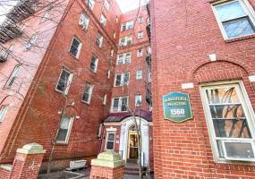 1560 18th Street, Brooklyn, New York 11230, ,1 BathroomBathrooms,Residential,For Sale,18th,489739