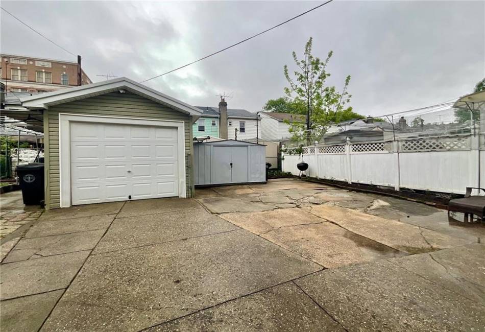 2291 21st Street, Brooklyn, New York 11229, 4 Bedrooms Bedrooms, ,2.5 BathroomsBathrooms,Residential,For Sale,21st,492767