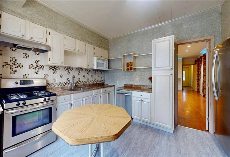 2291 21st Street, Brooklyn, New York 11229, 4 Bedrooms Bedrooms, ,2.5 BathroomsBathrooms,Residential,For Sale,21st,492767