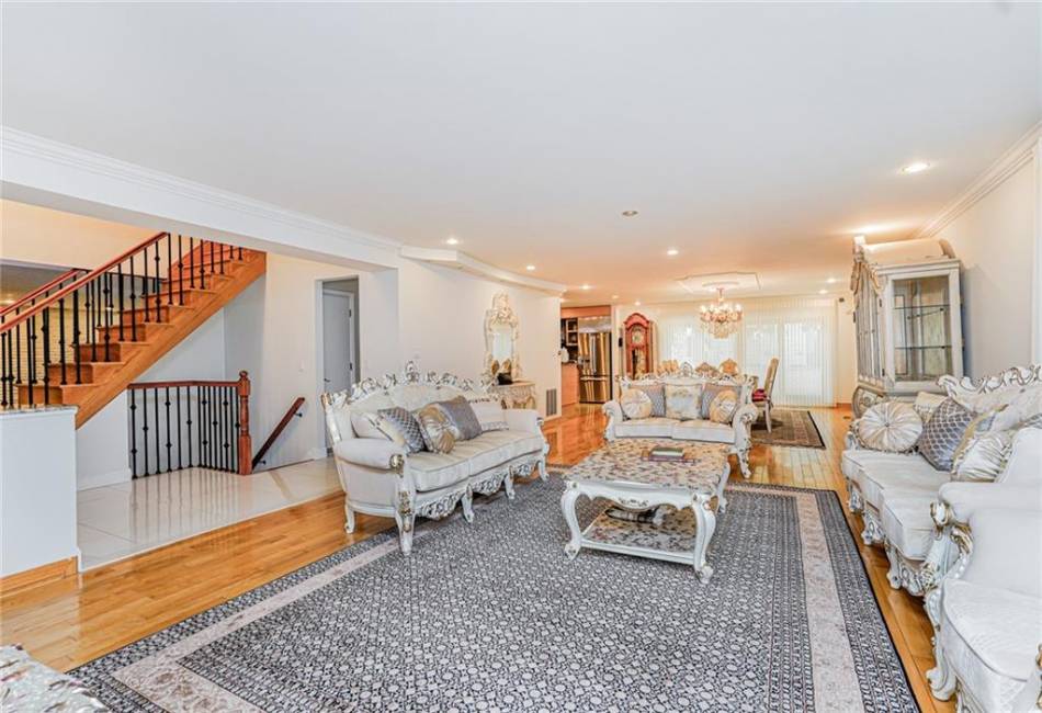 620 Ocean Terrace, Staten Island, New York 10301, 4 Bedrooms Bedrooms, ,3 BathroomsBathrooms,Residential,For Sale,Ocean,492908