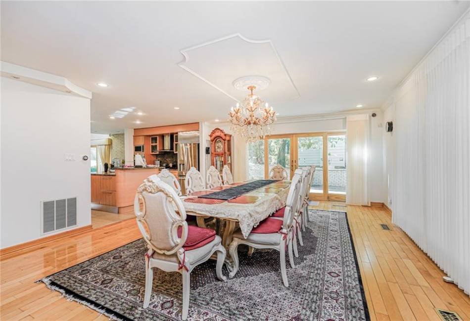 620 Ocean Terrace, Staten Island, New York 10301, 4 Bedrooms Bedrooms, ,3 BathroomsBathrooms,Residential,For Sale,Ocean,492908