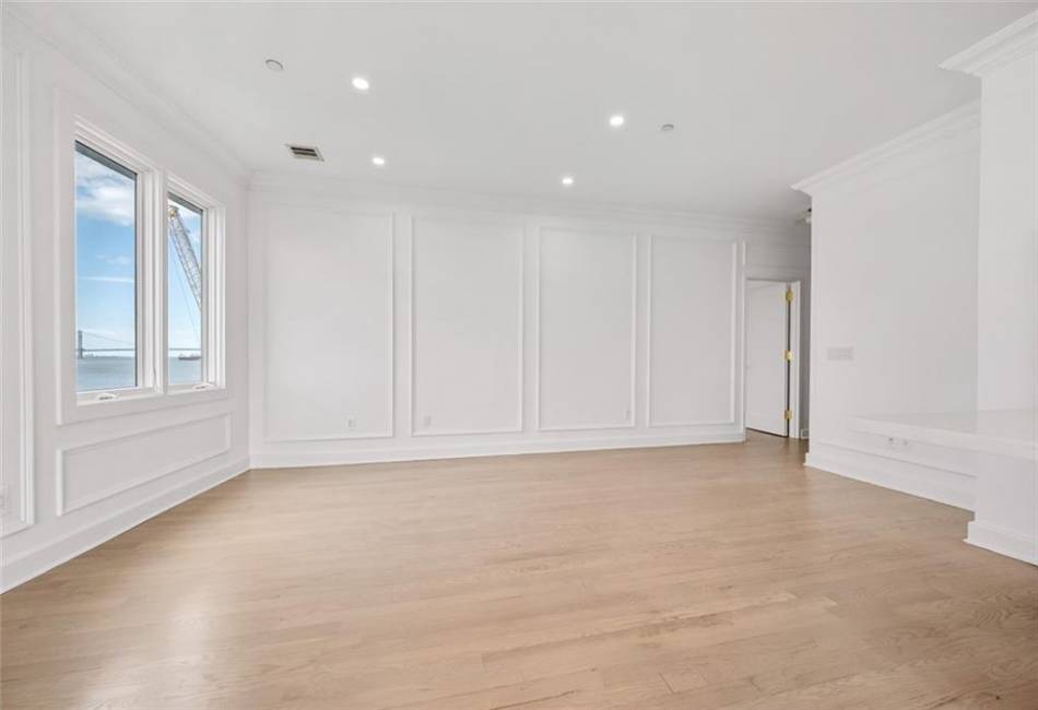 90 Bay Street Landing, Staten Island, New York 10301, 3 Bedrooms Bedrooms, ,3 BathroomsBathrooms,Residential,For Sale,Bay Street Landing,492909
