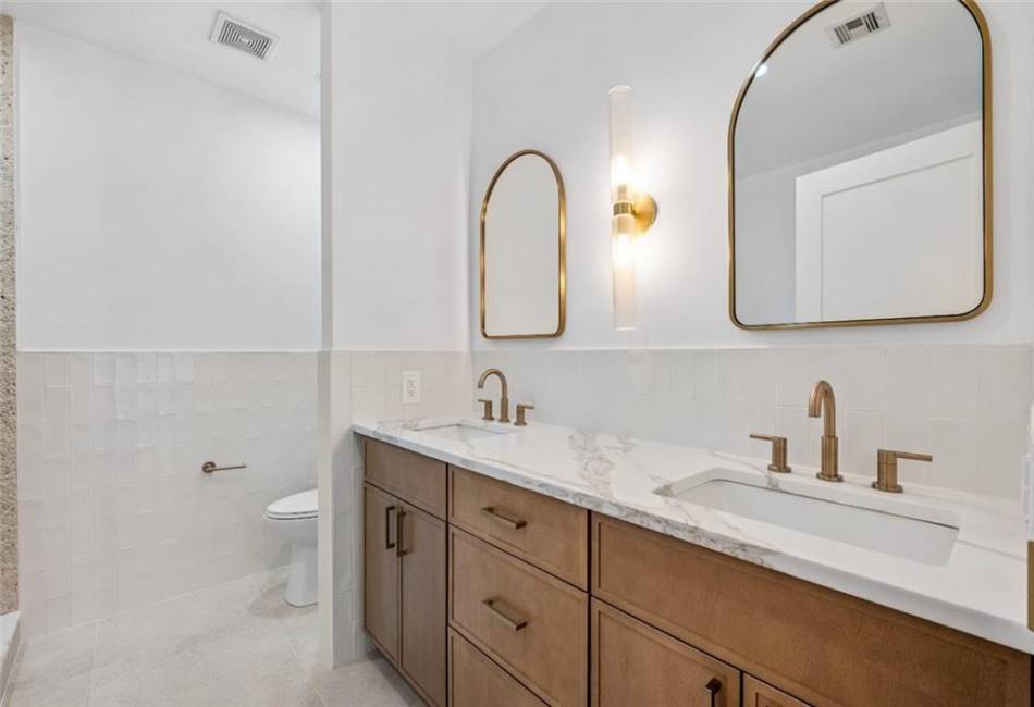 90 Bay Street Landing, Staten Island, New York 10301, 3 Bedrooms Bedrooms, ,3 BathroomsBathrooms,Residential,For Sale,Bay Street Landing,492909