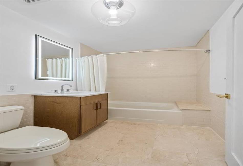 90 Bay Street Landing, Staten Island, New York 10301, 3 Bedrooms Bedrooms, ,3 BathroomsBathrooms,Residential,For Sale,Bay Street Landing,492909