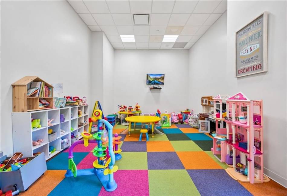 90 Bay Street Landing, Staten Island, New York 10301, 3 Bedrooms Bedrooms, ,3 BathroomsBathrooms,Residential,For Sale,Bay Street Landing,492909
