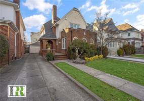 3566 Bedford Avenue, Brooklyn, New York 11210, 4 Bedrooms Bedrooms, ,3 BathroomsBathrooms,Residential,For Sale,Bedford,492913
