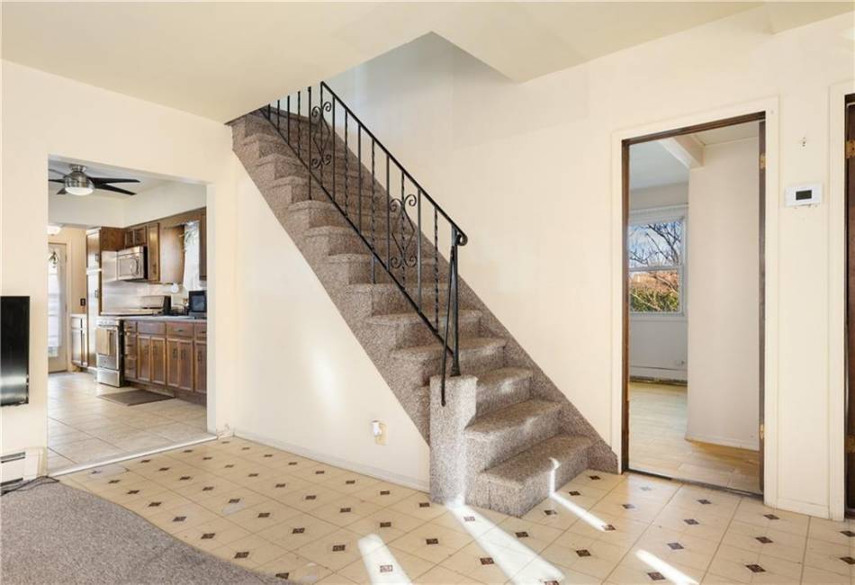 432 Neckar Avenue, Staten Island, New York 10304, 4 Bedrooms Bedrooms, ,4 BathroomsBathrooms,Residential,For Sale,Neckar,492914