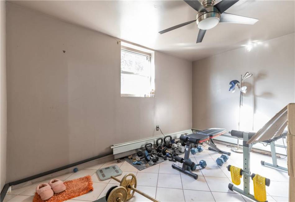 432 Neckar Avenue, Staten Island, New York 10304, 4 Bedrooms Bedrooms, ,4 BathroomsBathrooms,Residential,For Sale,Neckar,492914