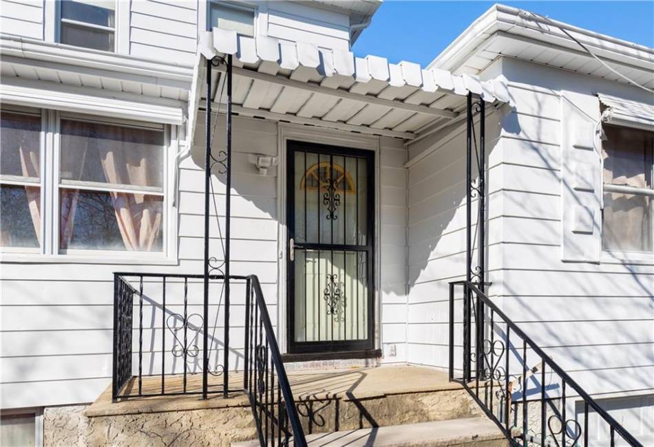 432 Neckar Avenue, Staten Island, New York 10304, 4 Bedrooms Bedrooms, ,4 BathroomsBathrooms,Residential,For Sale,Neckar,492914